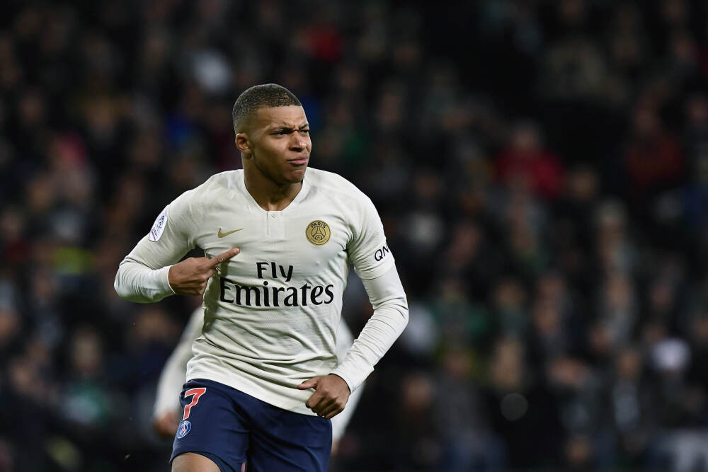 属鼠人请稳住! 年底这波“风浪”扛住了, 明年直接开挂!